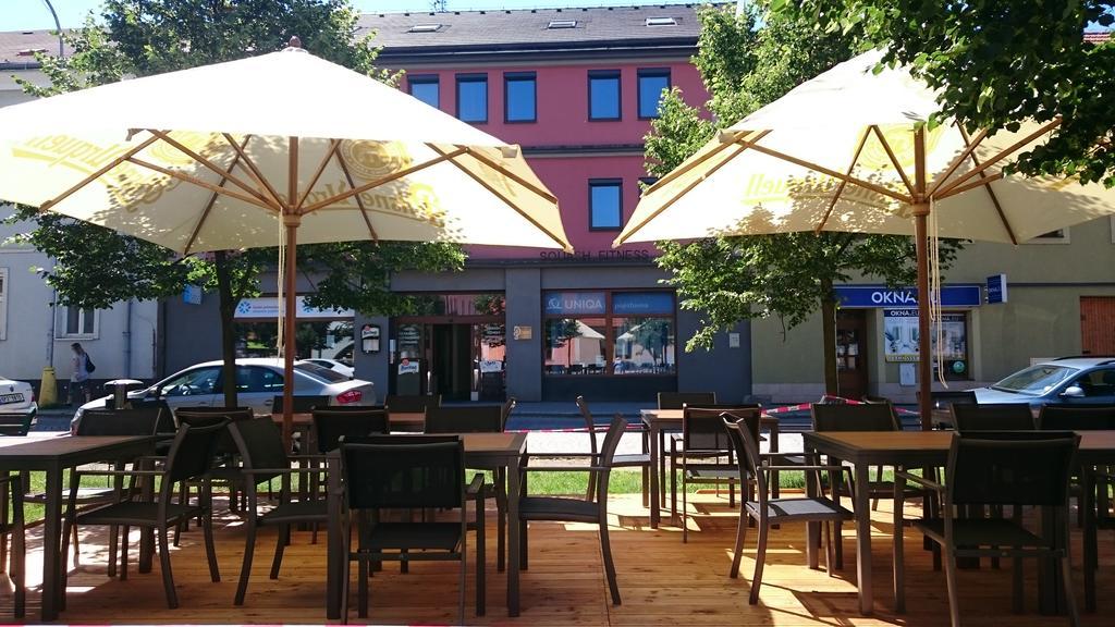 Hotel Kaskada Ledec nad Sazavou Ngoại thất bức ảnh